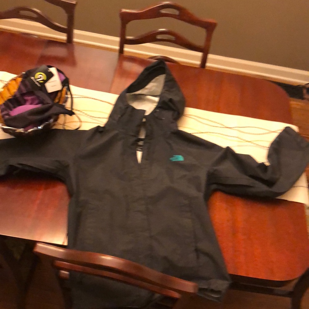 Northface rain coat with hood